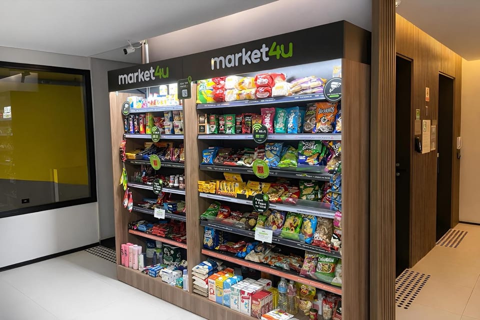 Supermarket/grocery shop