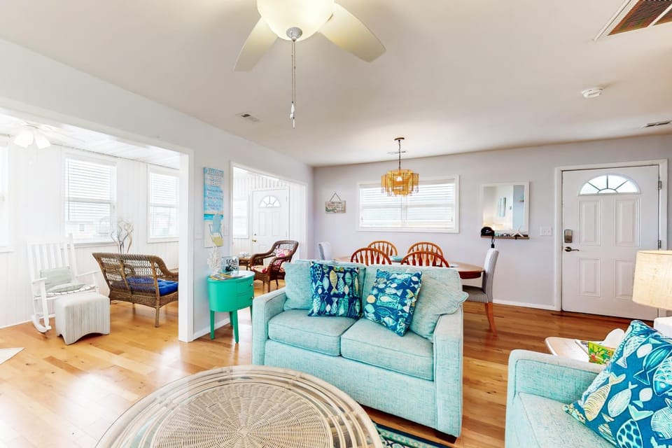 NTB477 Sea View Cottage House in North Topsail Beach