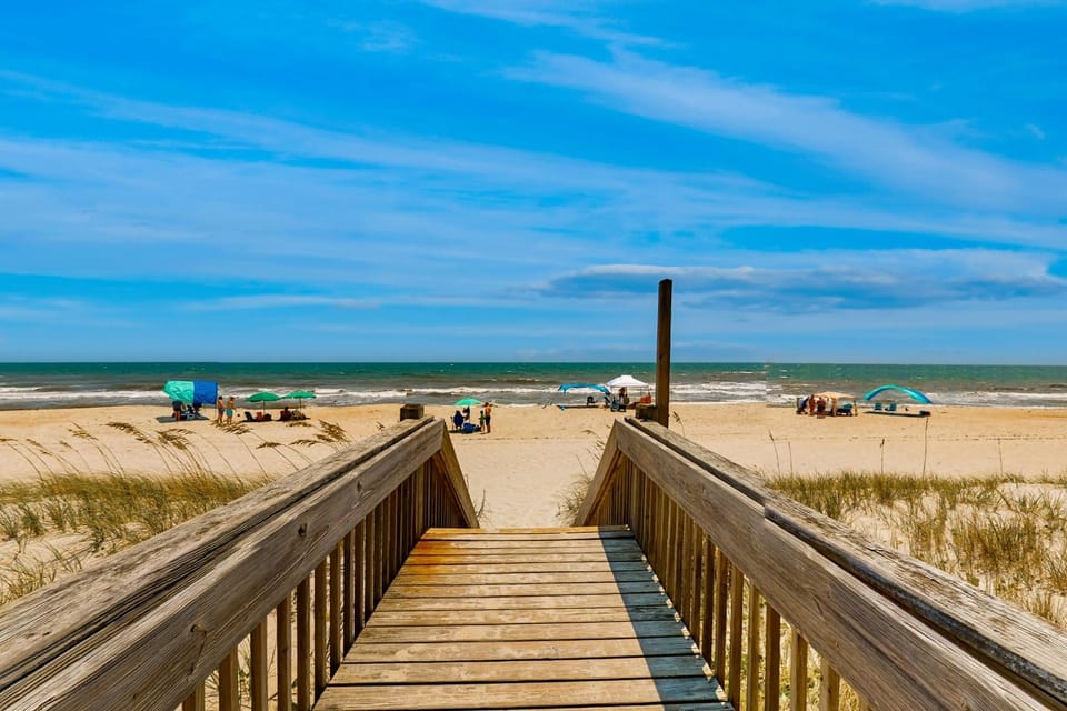 NTB575 Ocean Bliss House in North Topsail Beach