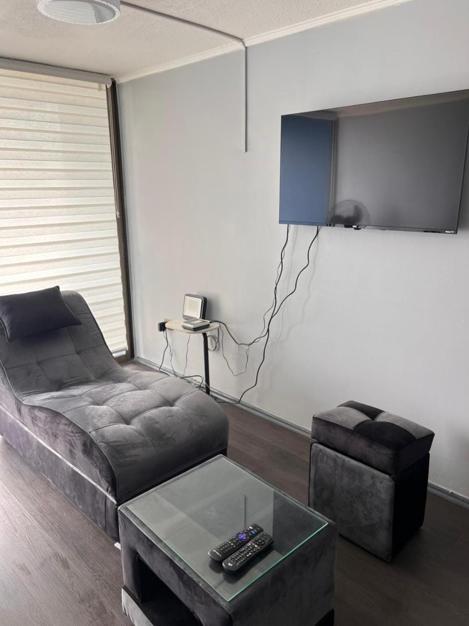 Communal lounge/ TV room, TV and multimedia, Living room, Seating area, Evening entertainment