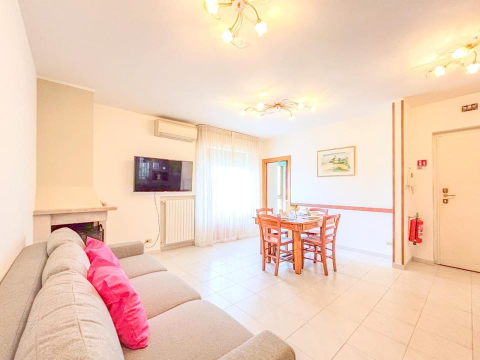 Living room, Seating area, elevator, air conditioner, air conditioner