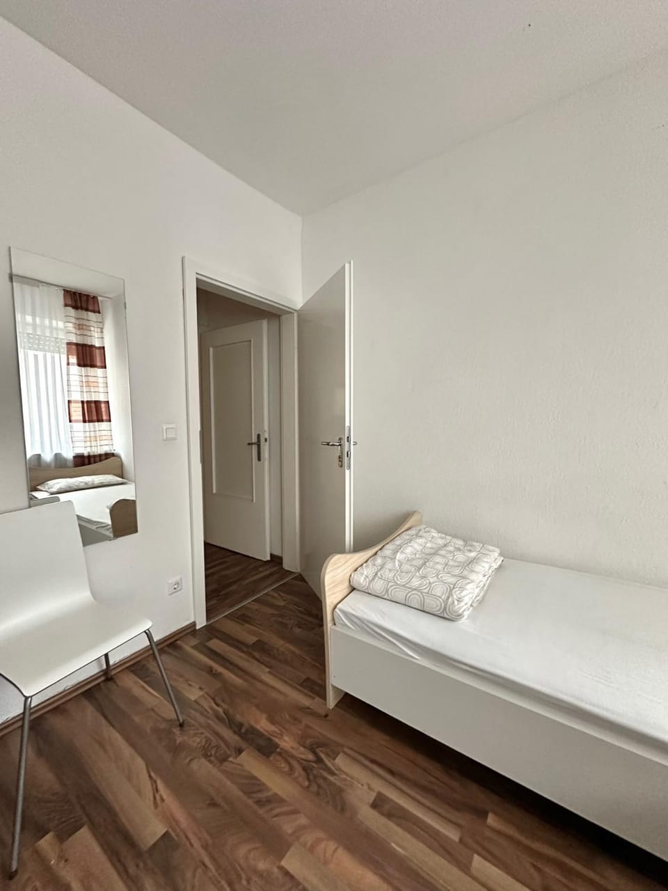 950m to Cathedral, Central Ground Floor Apartment Apartment in Cologne