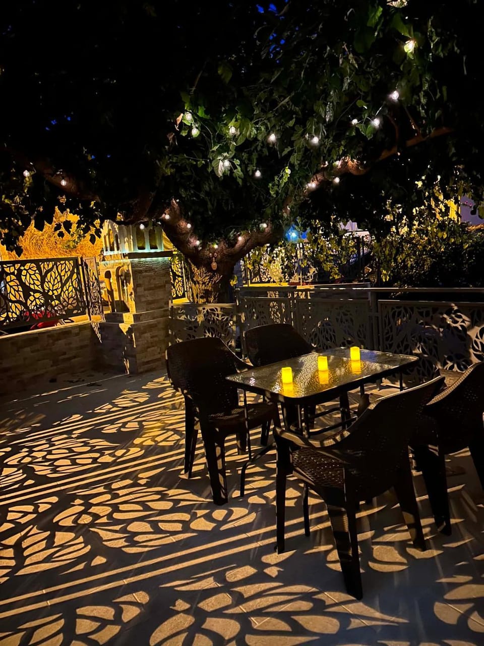 Patio, Night