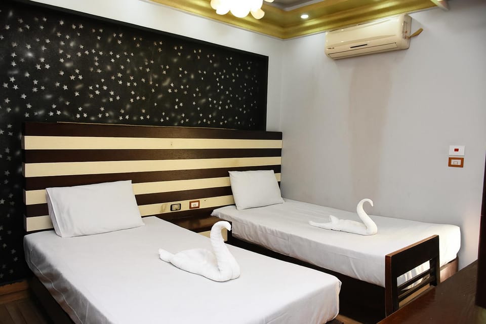 Hot Jaccuzi 2BDR Hotel standard in Maadi Degla Top street 233 Apartment in Cairo Governorate