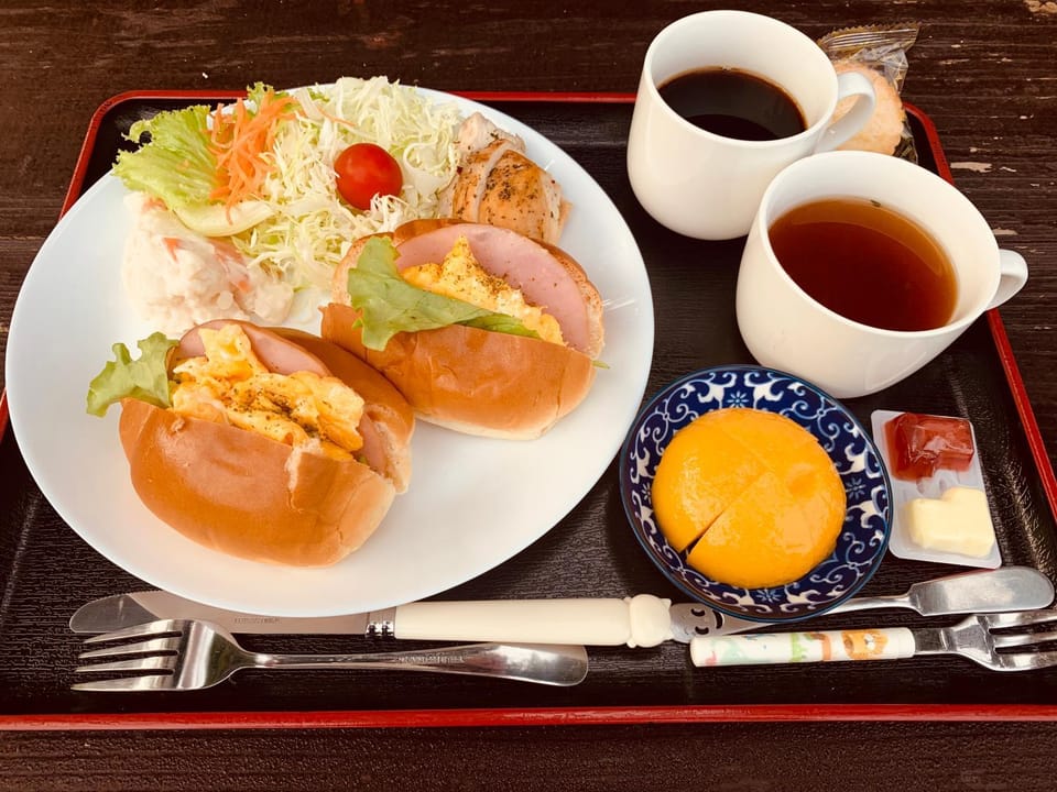 Guest House Isa Bed and Breakfast in Okinawa Prefecture