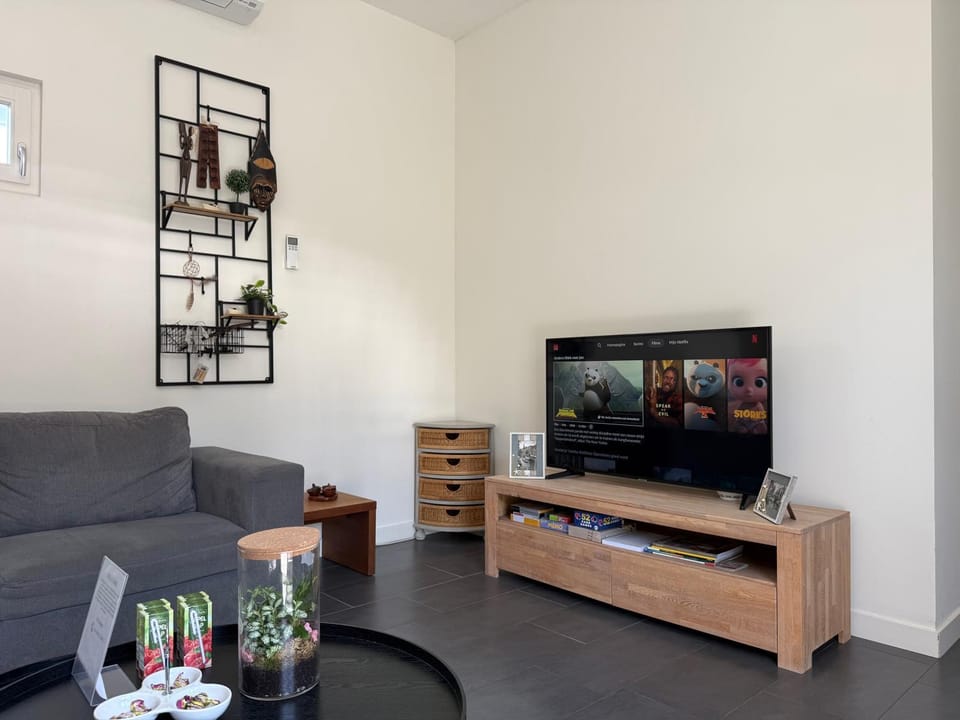 TV and multimedia, Living room