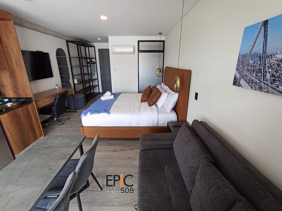 Bed, Living room, Dining area, Bedroom, On site