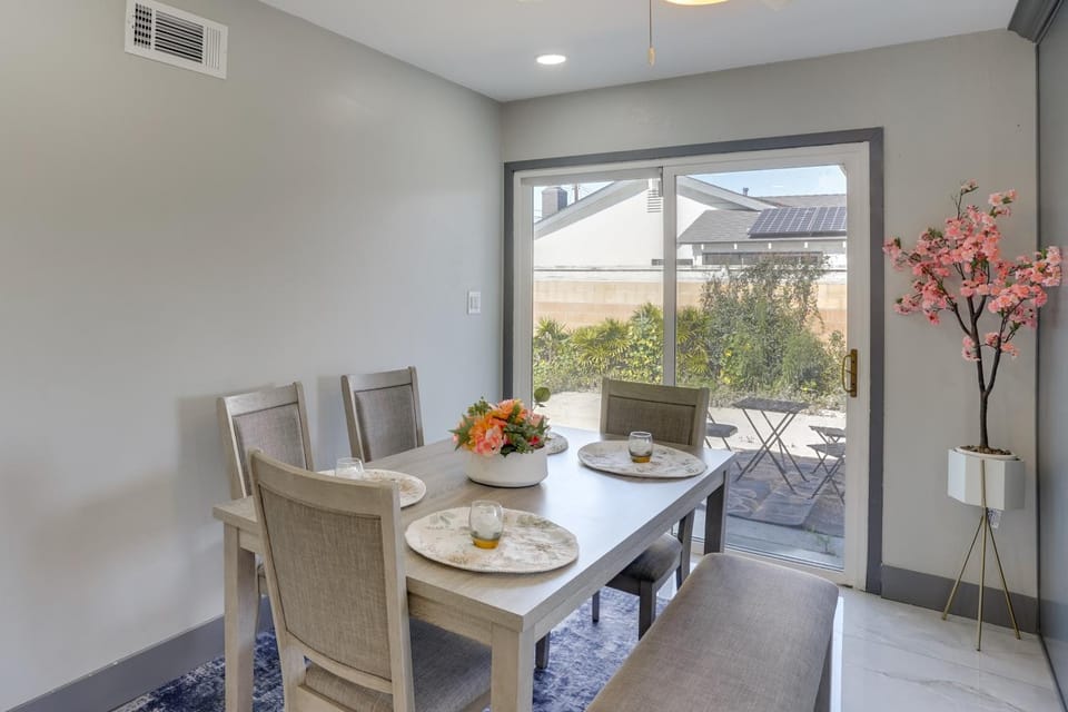 Work & Play! Home 5 Mi to Huntington City Beach House in Westminster