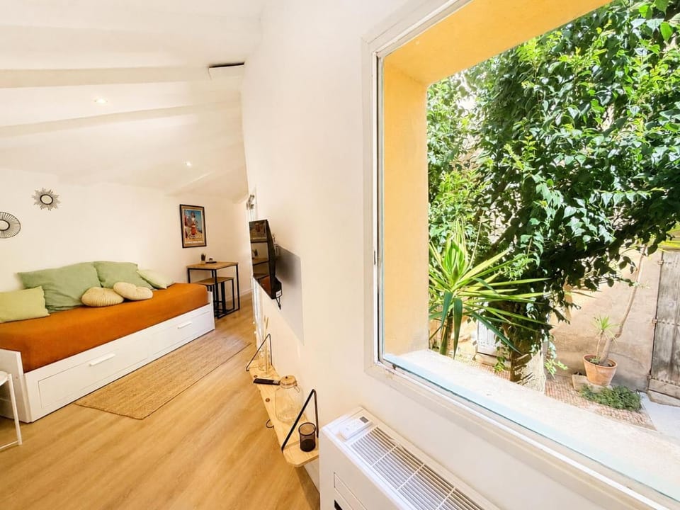 Aix-en-Provence - Studio hyper centre Neuf avec Clim Apartment in Aix-en-Provence