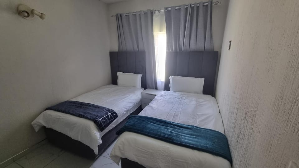 124 On Comet Oaks Apartment in Gauteng