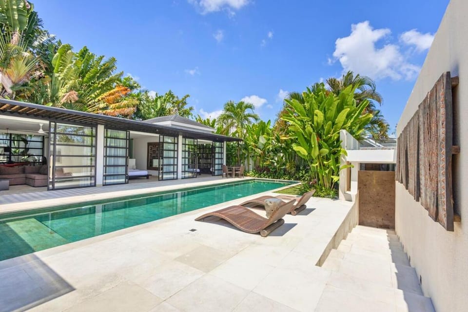Zen Retreat 3BR Japanese Inspired Oasis with Pool Villa in North Kuta