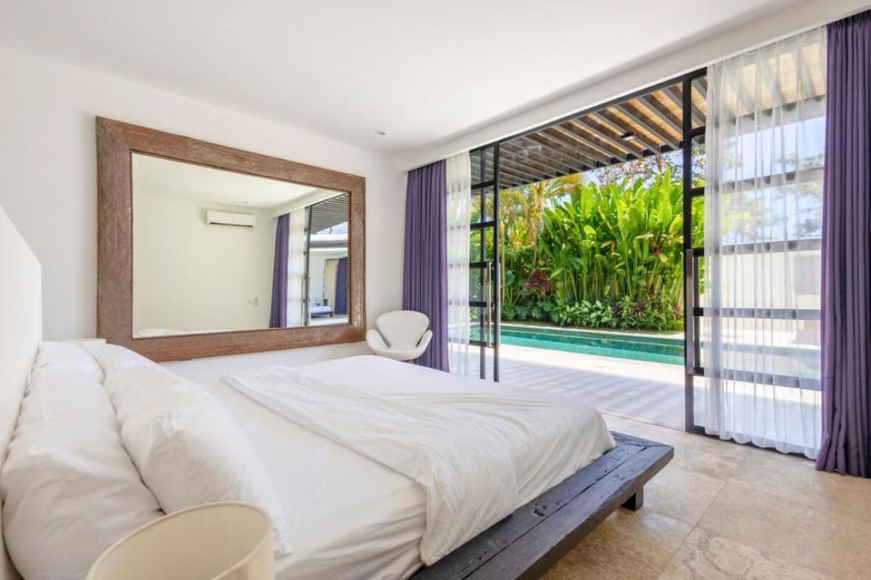 Zen Retreat 3BR Japanese Inspired Oasis with Pool Villa in North Kuta