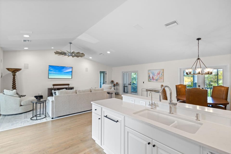 Beachwalk Hideaway House in Longboat Key
