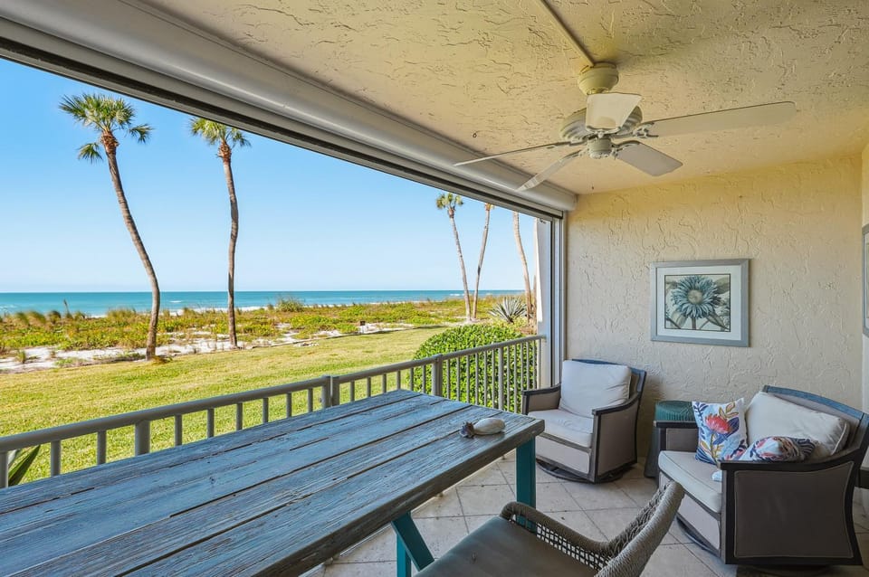 Tiffany Plaza #102 House in Longboat Key