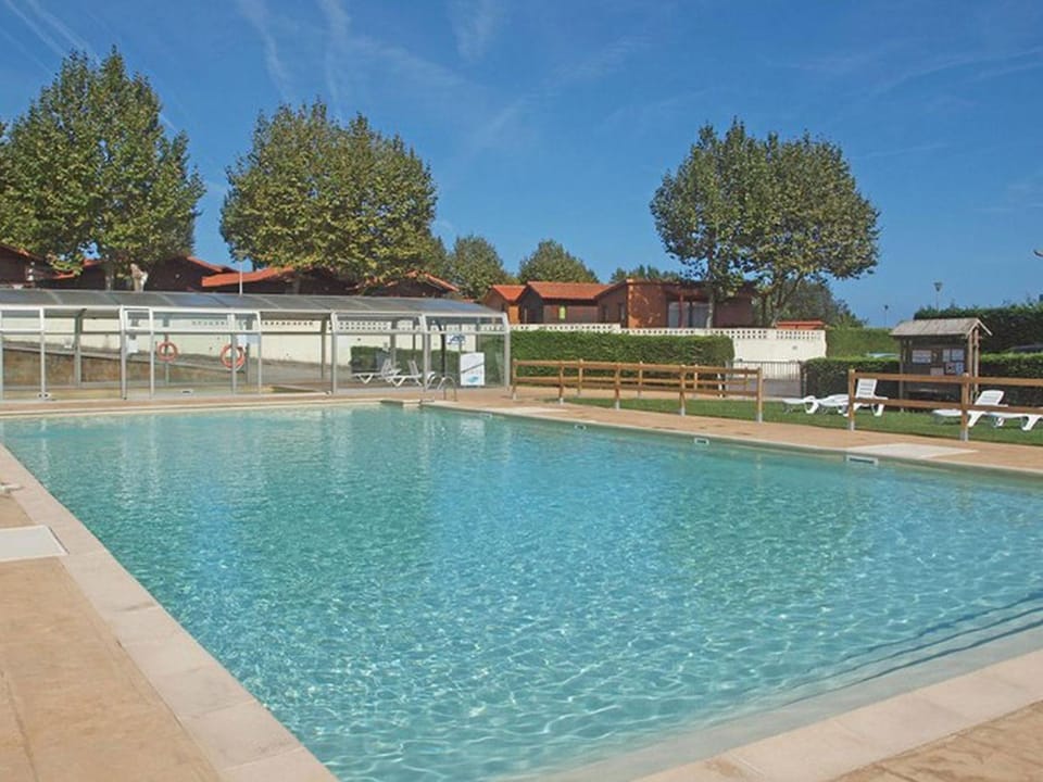 Bungalow avec Terrasse à San Vicente - API-1-52-1846 Campground/ 
RV Resort in Western coast of Cantabria