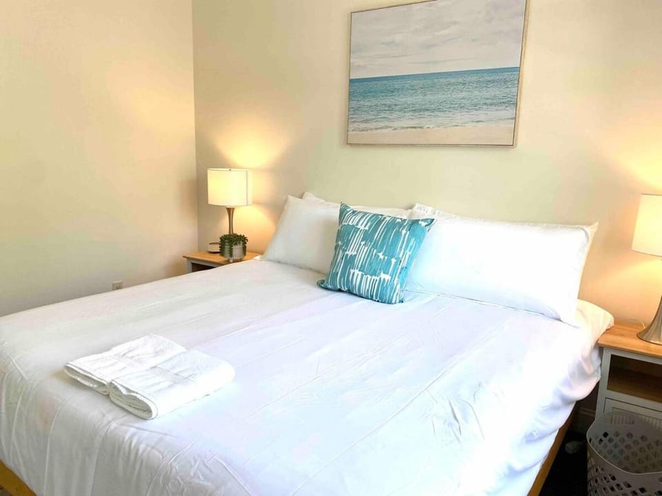 OOB Oasis - 5BR Home w Private Pool Near Beach House in Old Orchard Beach