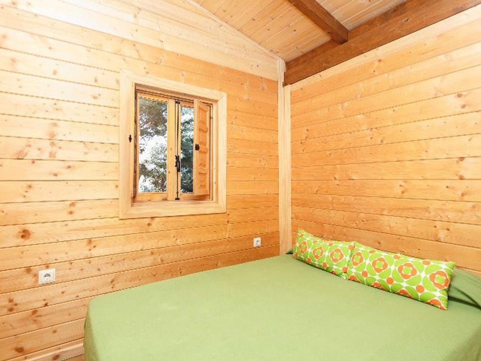 Cabane avec Terrasse pour 6 Personnes - API-1-52-1902 Campground/ 
RV Resort in Andalusia
