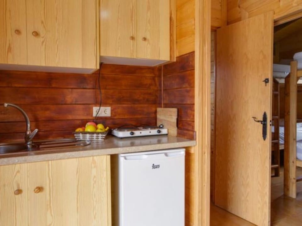 Cabane avec Terrasse pour 6 Personnes - API-1-52-1902 Campground/ 
RV Resort in Andalusia