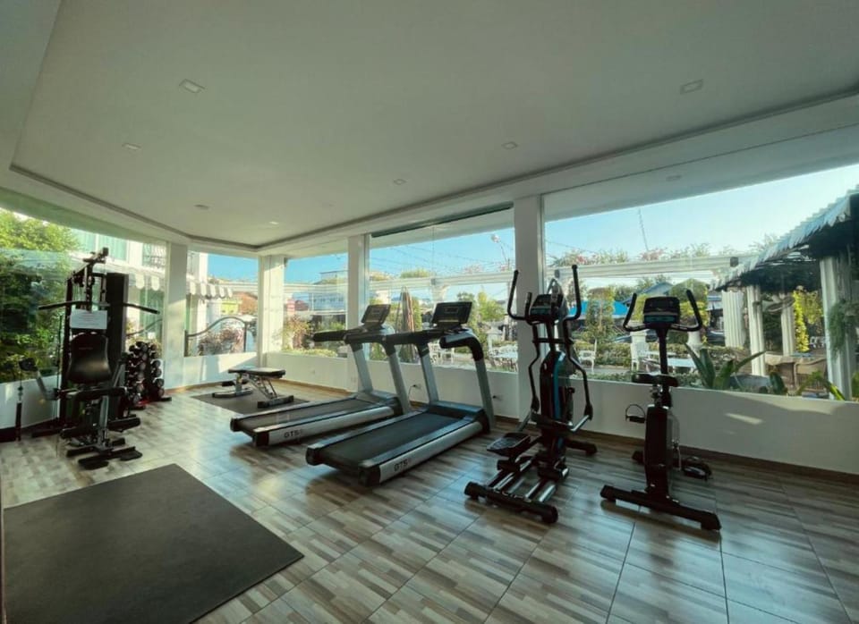 City Garden Lagoon Pool Apartments with Balcony Pattaya Apartment in Pattaya City