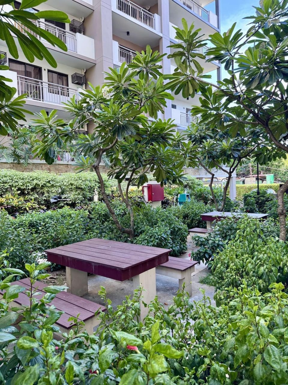 Alea Residences 2 Bedroom Condo with Pool View Balcony Apartment in Bacoor