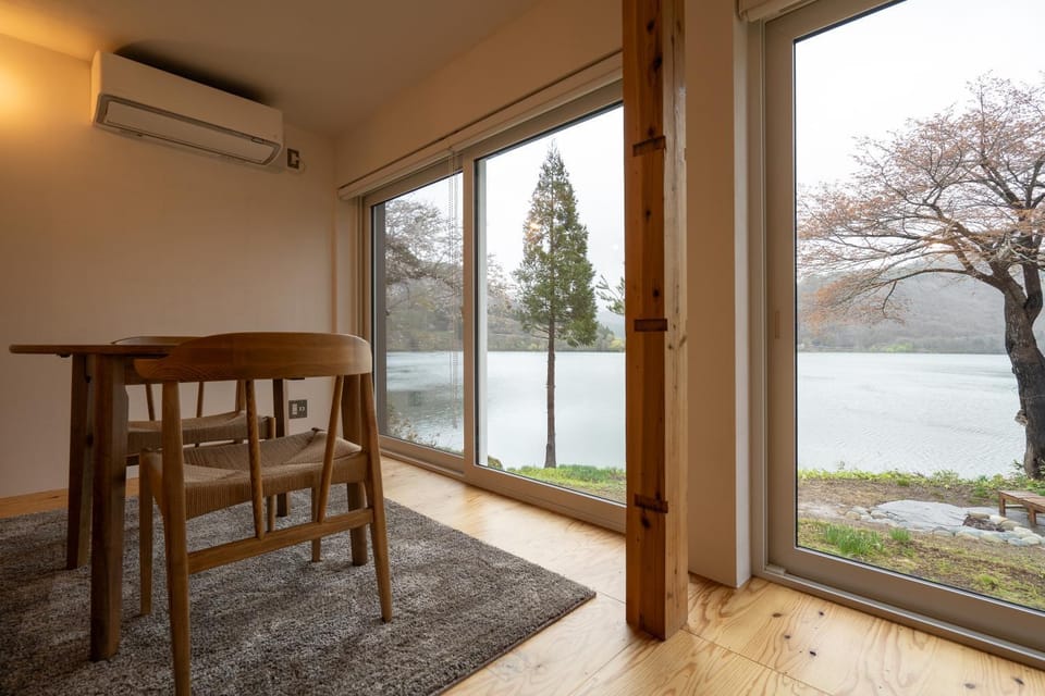 Day, Natural landscape, View (from property/room), Living room, Dining area, Lake view, River view