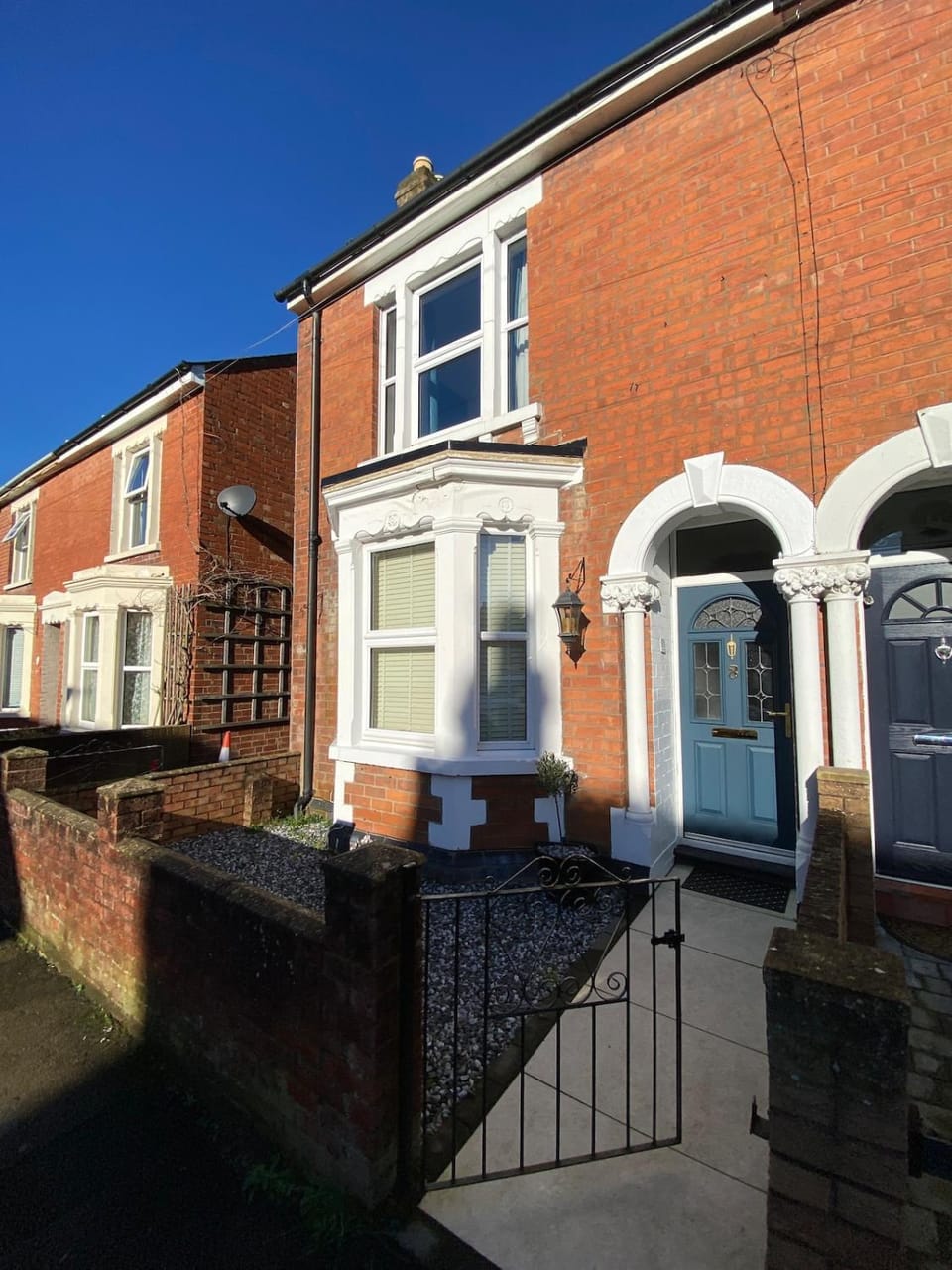 4-Bedroom Stylish Victorian homestay House in Gloucester