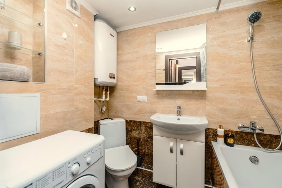 Bathroom, Bath, towels, dryer