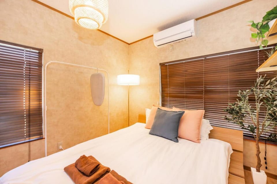 6 min walk from Shibuya Ward, Nishi-Shinjuku 5-chome Station, Great access to Shinjuku and Harajuku, 6 people, 201 Apartment in Nagano Prefecture