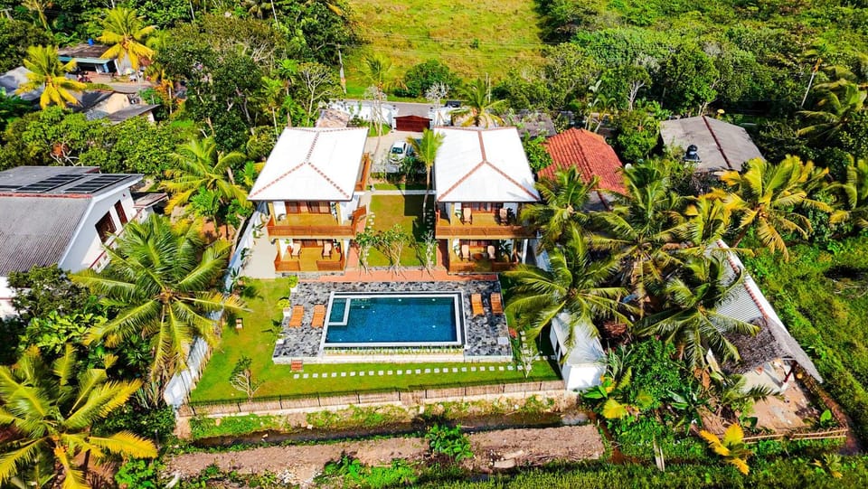 Property building, Day, Natural landscape, Garden, Garden view, Pool view, Swimming pool, sunbed