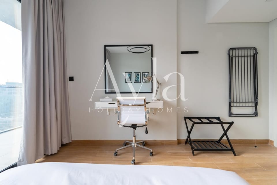 1BR w Large Balcony Al Maryah Island Apartment in Abu Dhabi