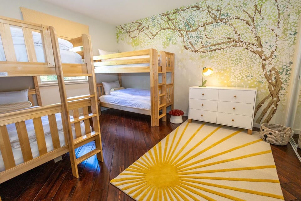 bunk bed