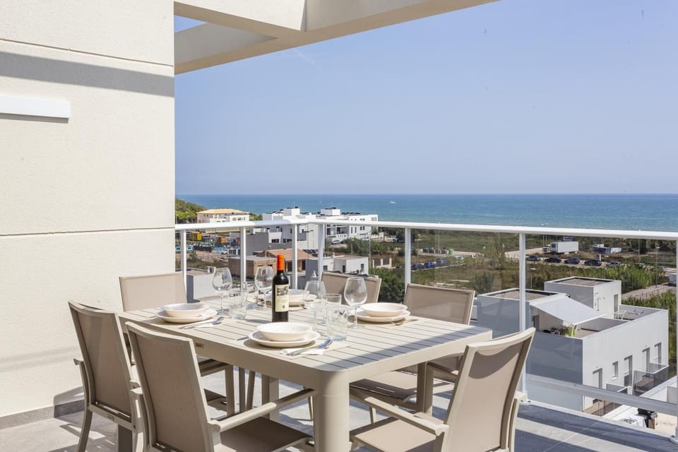 AT Ponent VI Apartment in Safor