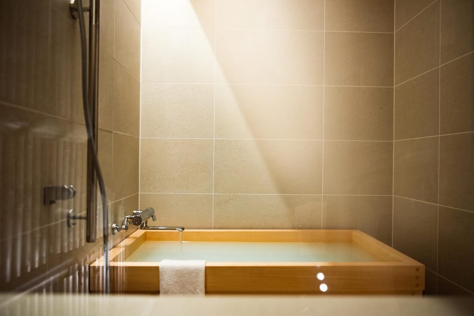 Bathroom, Bath