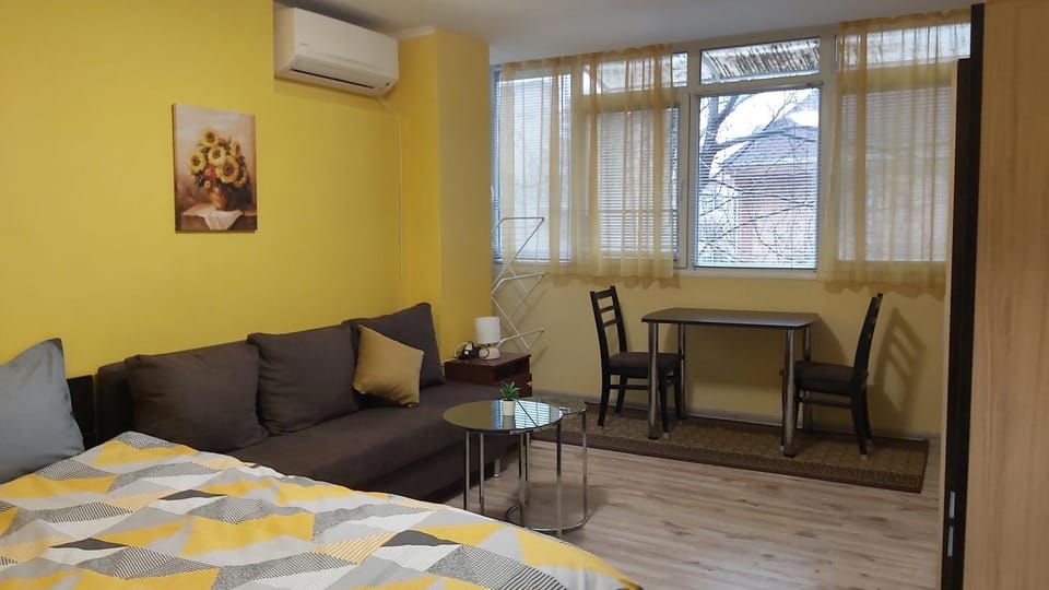 Студио Apartment in Bulgaria