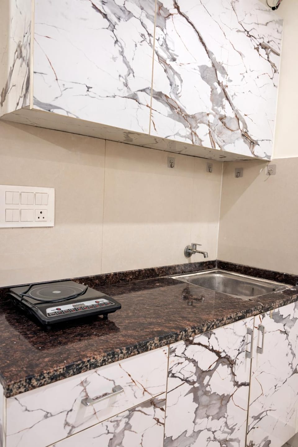 Kitchen or kitchenette, stove