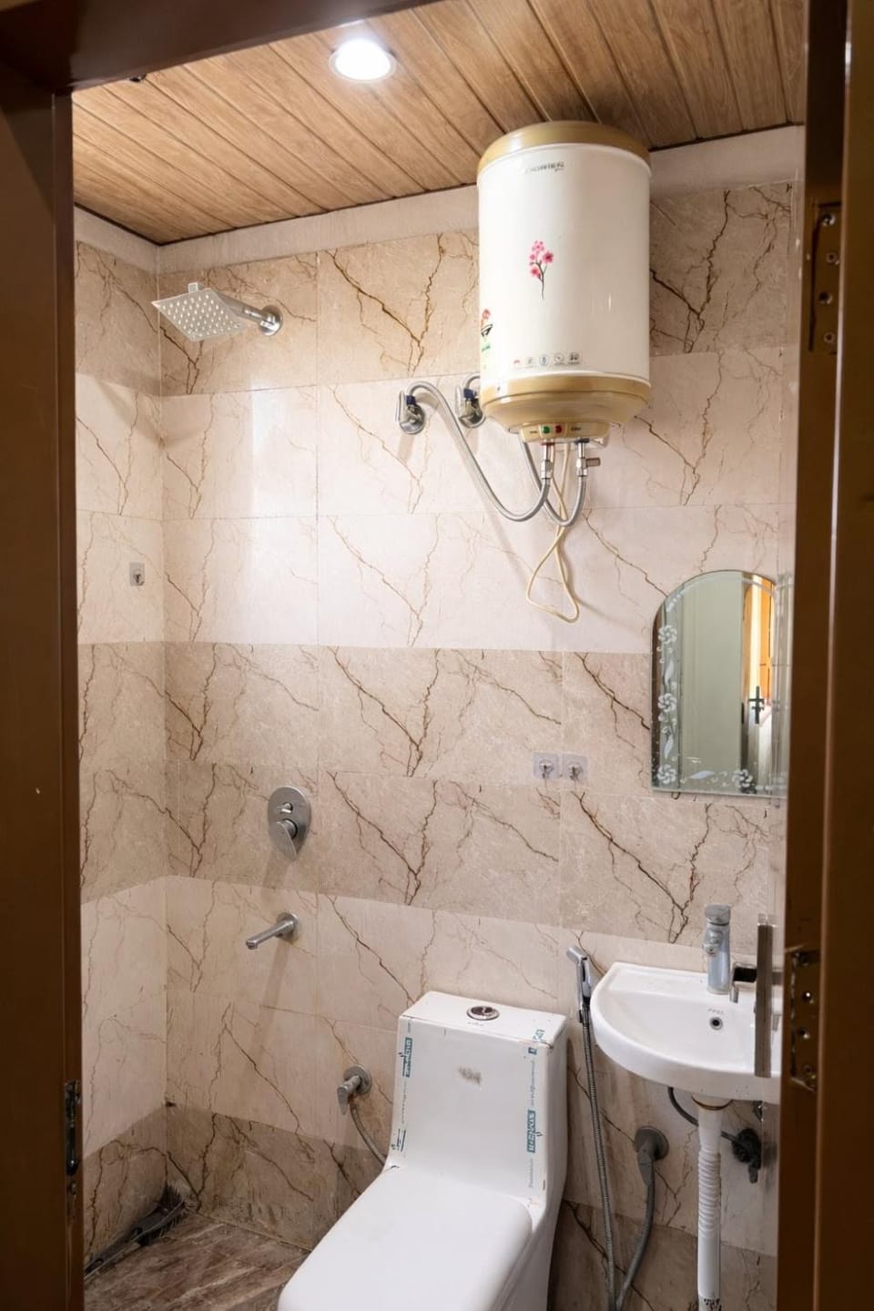 Shower, Toilet, Bathroom