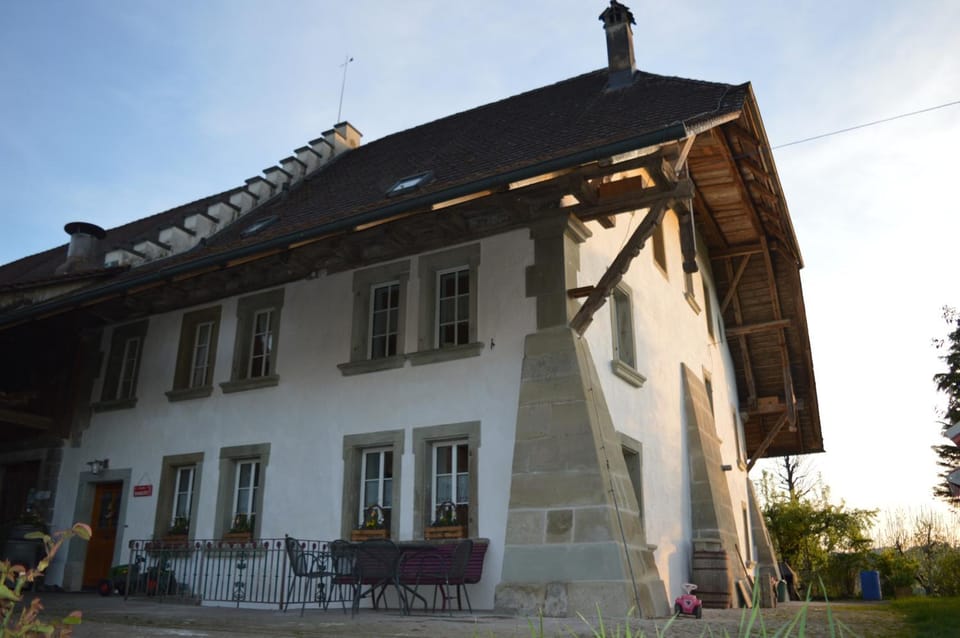 Bed and Breakfast Bauernhof Bättwil Bed and Breakfast in Canton of Bern (Region)