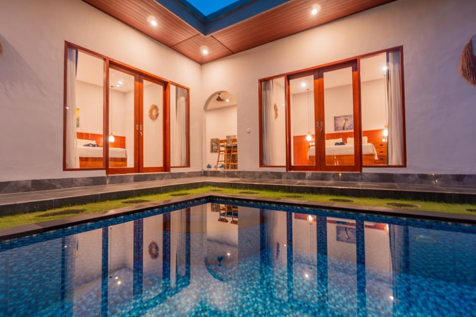 Pool view, Swimming pool