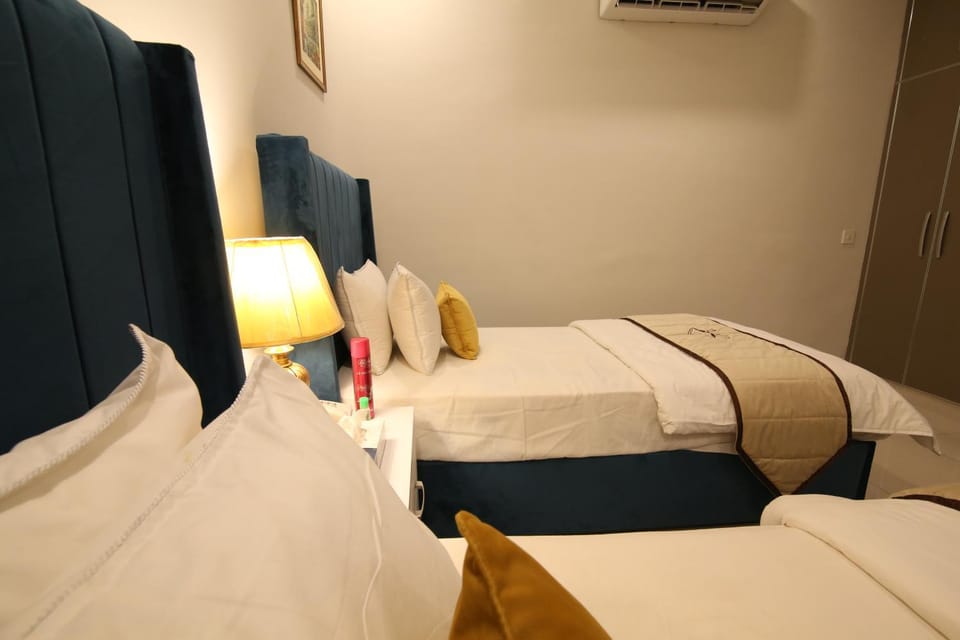 Cuzzy Inn Stay Bed and Breakfast in Lahore