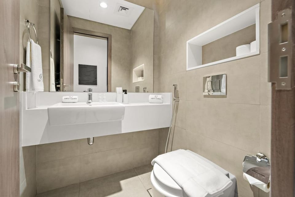 FIRST CLASS 1BR Relaxing Urban Escape Apartment in Dubai