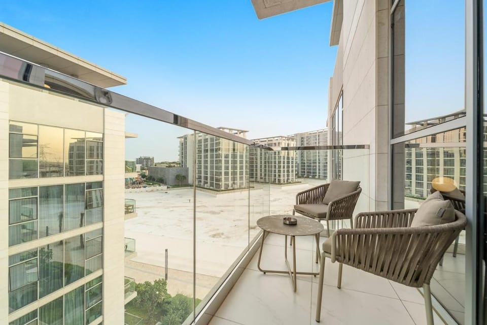 FIRST CLASS 1BR Relaxing Urban Escape Apartment in Dubai