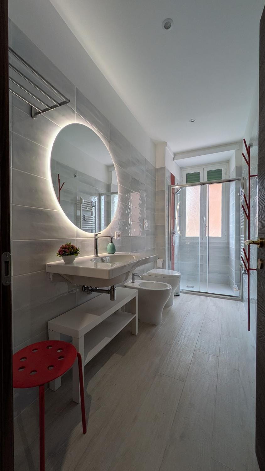 Shower, Toilet, Bathroom, bidet, hair dryier, towels