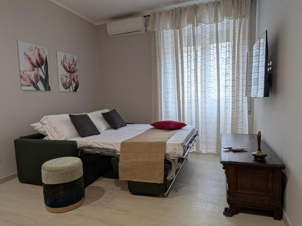 TV and multimedia, Living room, heating, air conditioner
