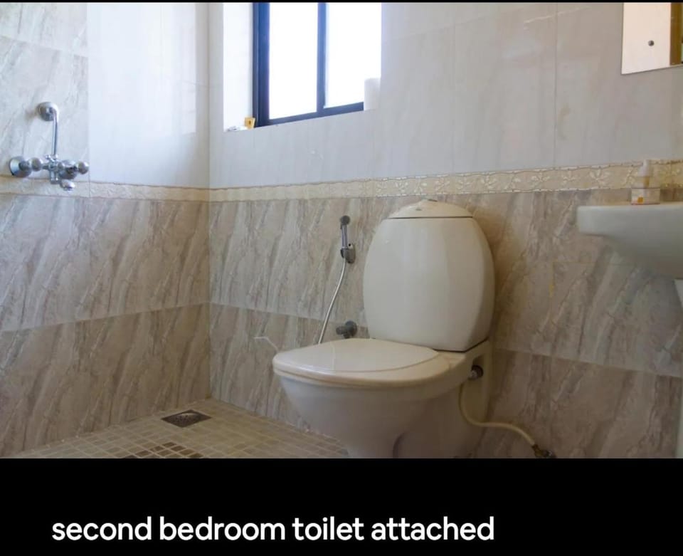 A Family Stay on 2nd floor Apartment in Benaulim