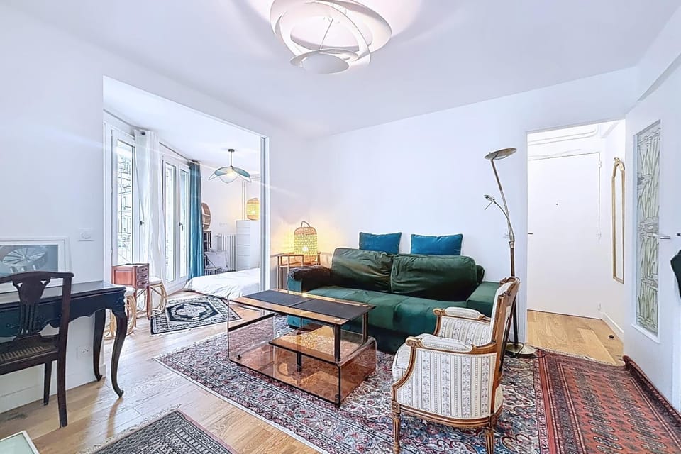 Cozy apartment with a view of the Sacré-Cœur Apartment in Paris