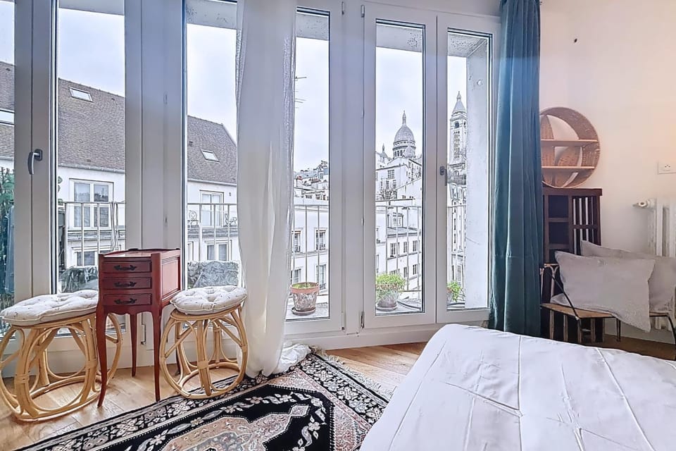 Cozy apartment with a view of the Sacré-Cœur Apartment in Paris