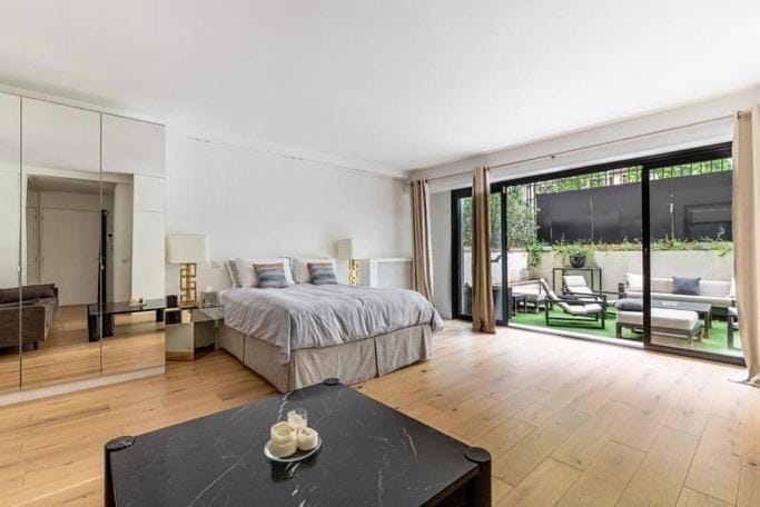 sublime appartement avec terasse Apartment in Paris