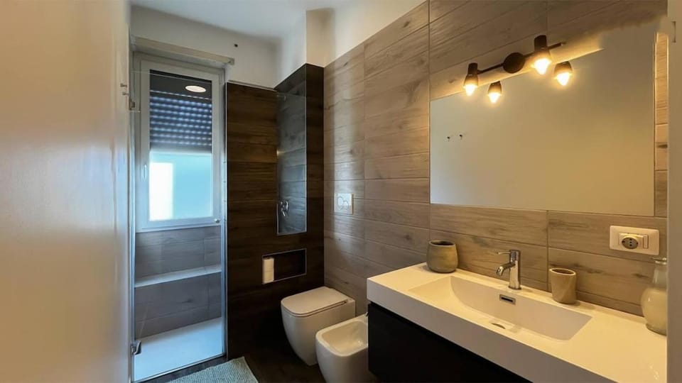 De Angeli District Lust Apartment Apartment in Milan