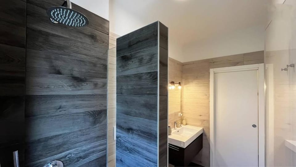 De Angeli District Lust Apartment Apartment in Milan