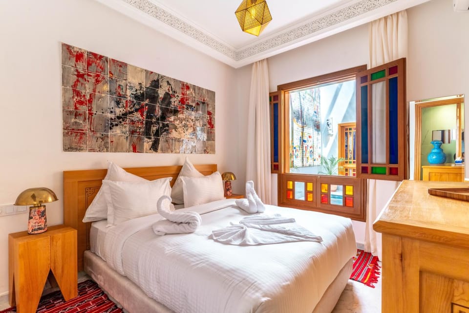 Bed, Photo of the whole room, Bedroom, towels, Internal: Not applicable to any particular room